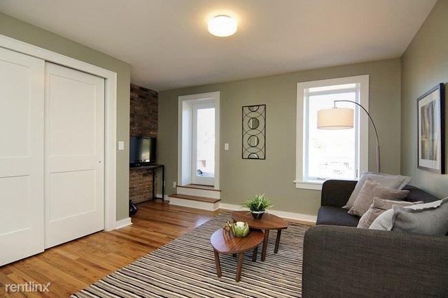 Building Photo - 3 br, 2.5 bath Townhome - 1608 Cooper
