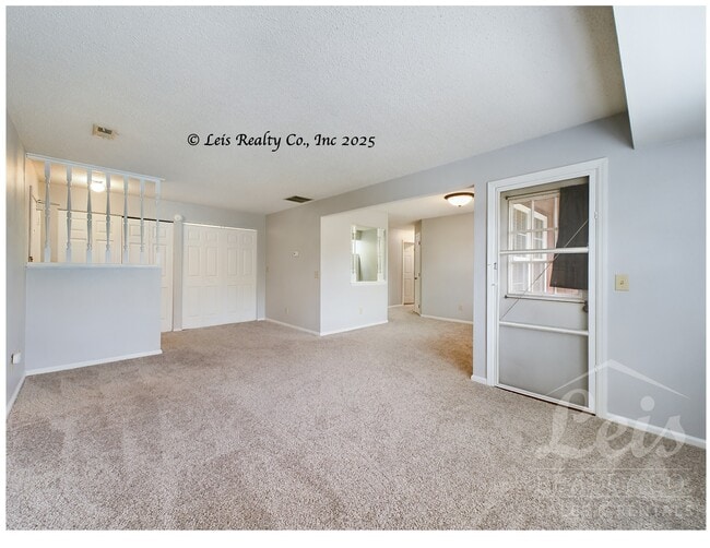 Building Photo - 1355 Mar Del Dr