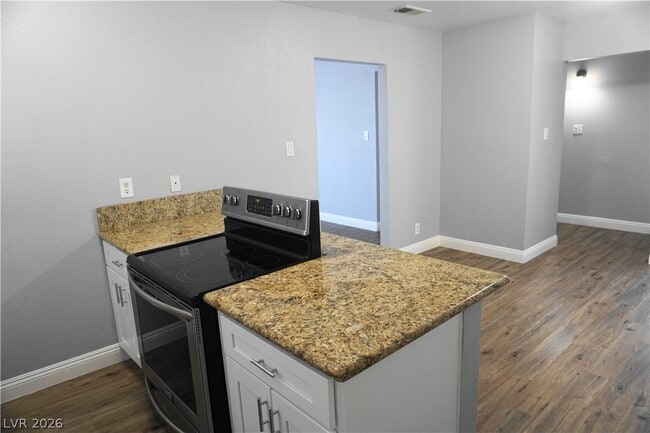 Foto del edificio - 7400 Alta Dr