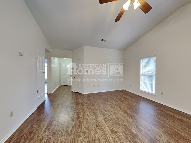 Building Photo - 10417 Amanda Drive