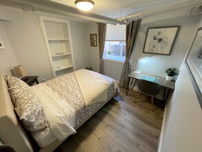 Building Photo - 50 Irving St