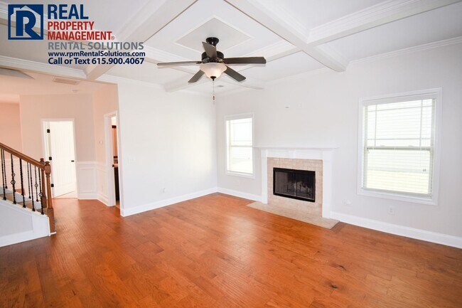 Building Photo - * PENDING* 4BR+Bonus in Murfreesboro! Fenced back yard!
