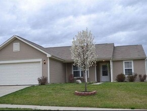 Building Photo - 4330 Fletcher Dr