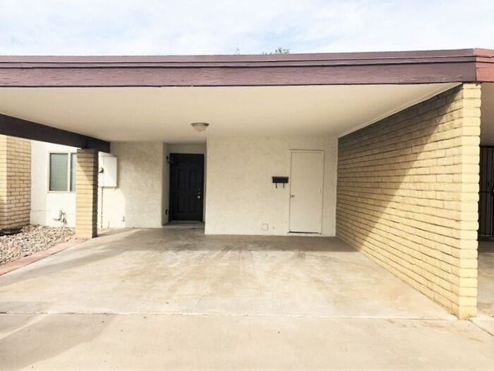 Primary Photo - Remodeled 2 bedroom / 2 Full Bath