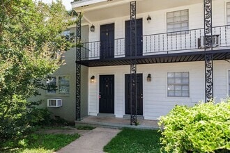 Building Photo - 540 Macon Hwy