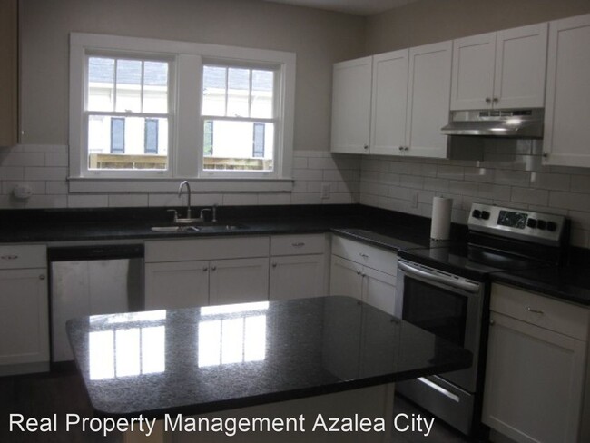 Building Photo - 4 br, 2 bath House - 116 N. Lafayette St