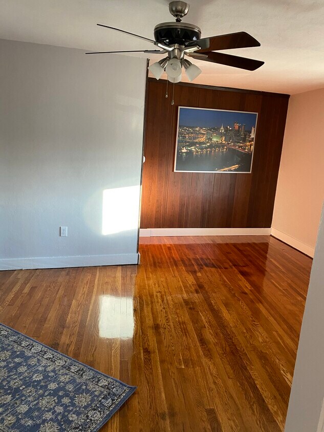 Living Room - 193 Palm Dr