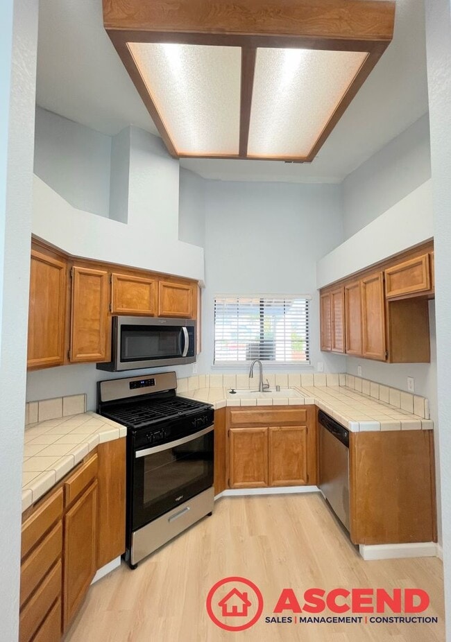 Foto del edificio - Cozy Home in Southwest Bakersfield!