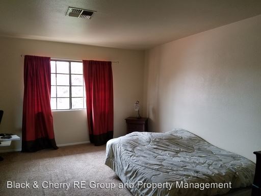 Building Photo - 2816 Crystal Cove Dr
