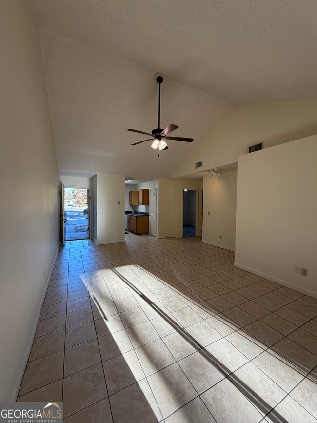 Building Photo - 444 Admiral's Walk Dr