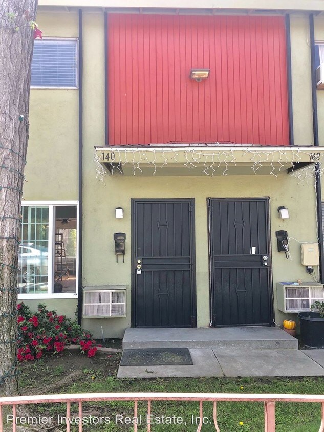 Primary Photo - 2 br, 1.5 bath Apartment - 140 Montana St