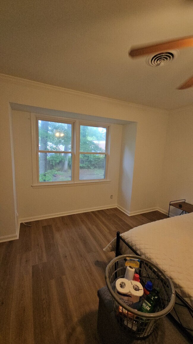 Building Photo - 1204 Kimlie Ln