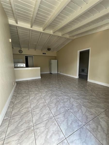 Foto del edificio - 1641 NW 18th Ave