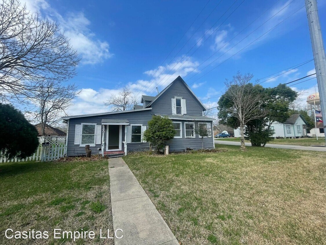 Foto principal - 3 br, 2 bath House - 300 S. 3rd St. Unit A