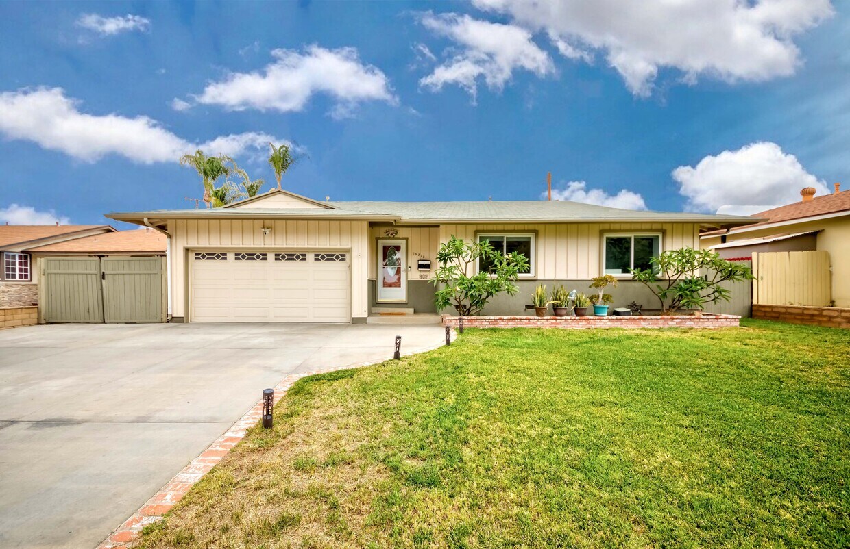 15225 Barnwall St, La Mirada, CA 90638 House Rental in La Mirada, CA