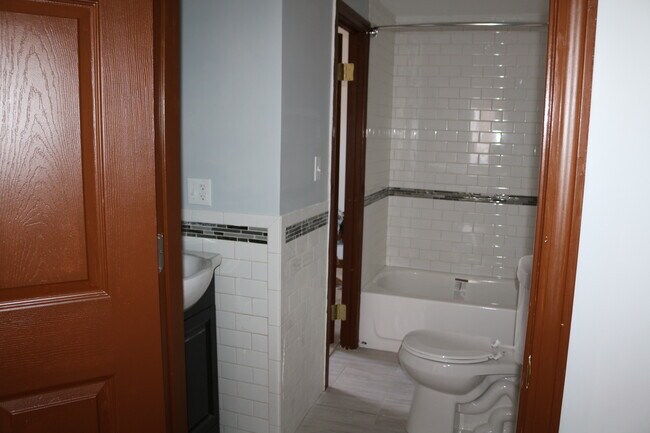 Foto del edificio - 9 Saratoga St