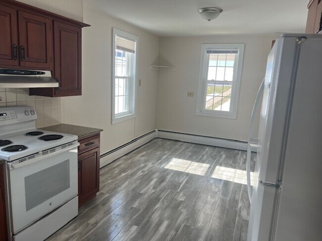 Foto del edificio - $1,600 Farmhouse Palmyra 4 bedroom 1.5 bath