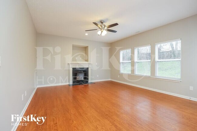 Building Photo - 2304 Haskell Dr