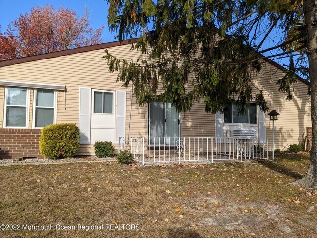 Building Photo - 1B Stonybrook Ct