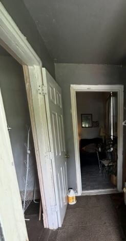 Building Photo - 5657 Roosevelt Pl