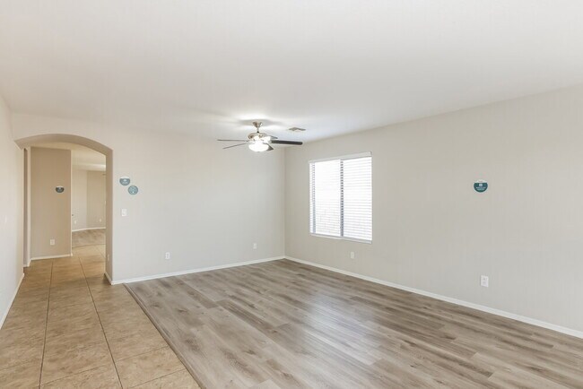 Building Photo - 3626 N 131st Dr