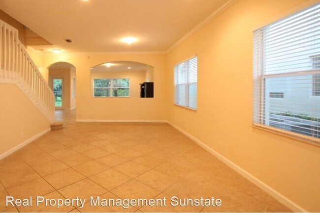 Building Photo - 5 br, 3.5 bath House - 1007 Grove Park Circle