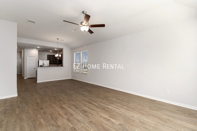 Building Photo - 25587 Blossom Ct