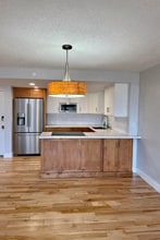 Building Photo - 515 S 1000 E