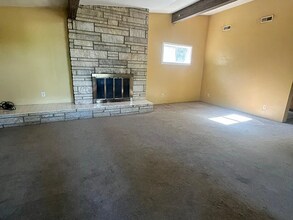 Building Photo - 609 N Sprigg St