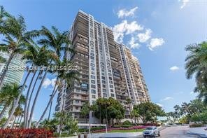 Foto principal - 2333 Brickell Ave