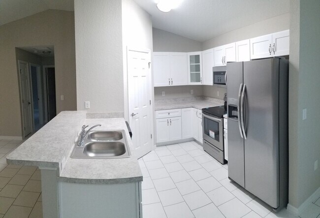 Foto del edificio - 6344 NW 63rd Terrace