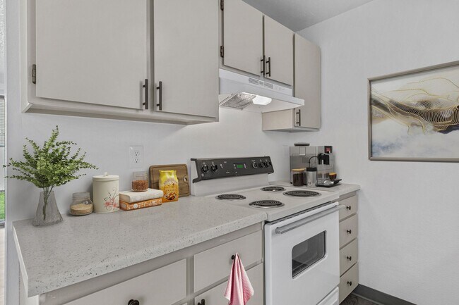 Foto del edificio - Amazing one bedroom townhome!