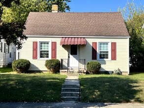 Building Photo - 1360 Hunt St