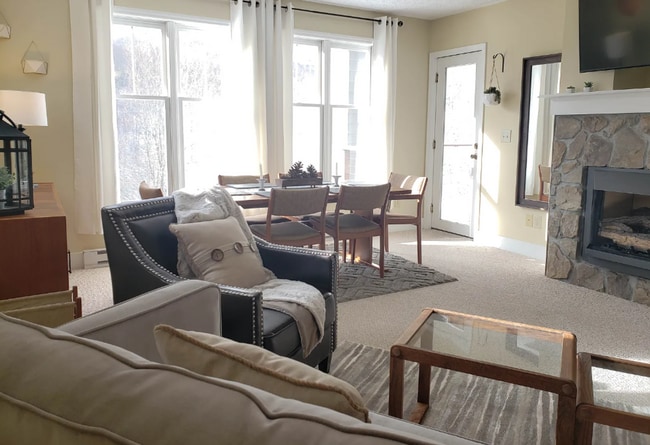 Building Photo - Condo in Seven Devils Community