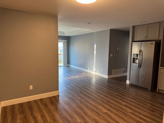 Foto del edificio - 741 Selina Ln