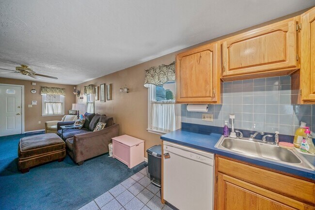 Building Photo - 184 West St