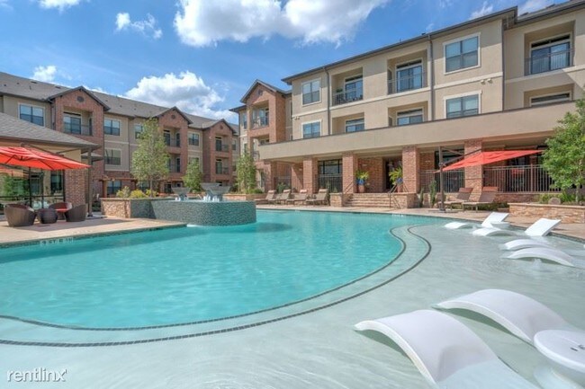 Foto del edificio - 1 br, 1 bath  - 501 Sawdust Rd
