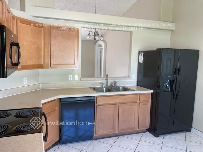 Building Photo - 1783 Tradewinds Ave SE