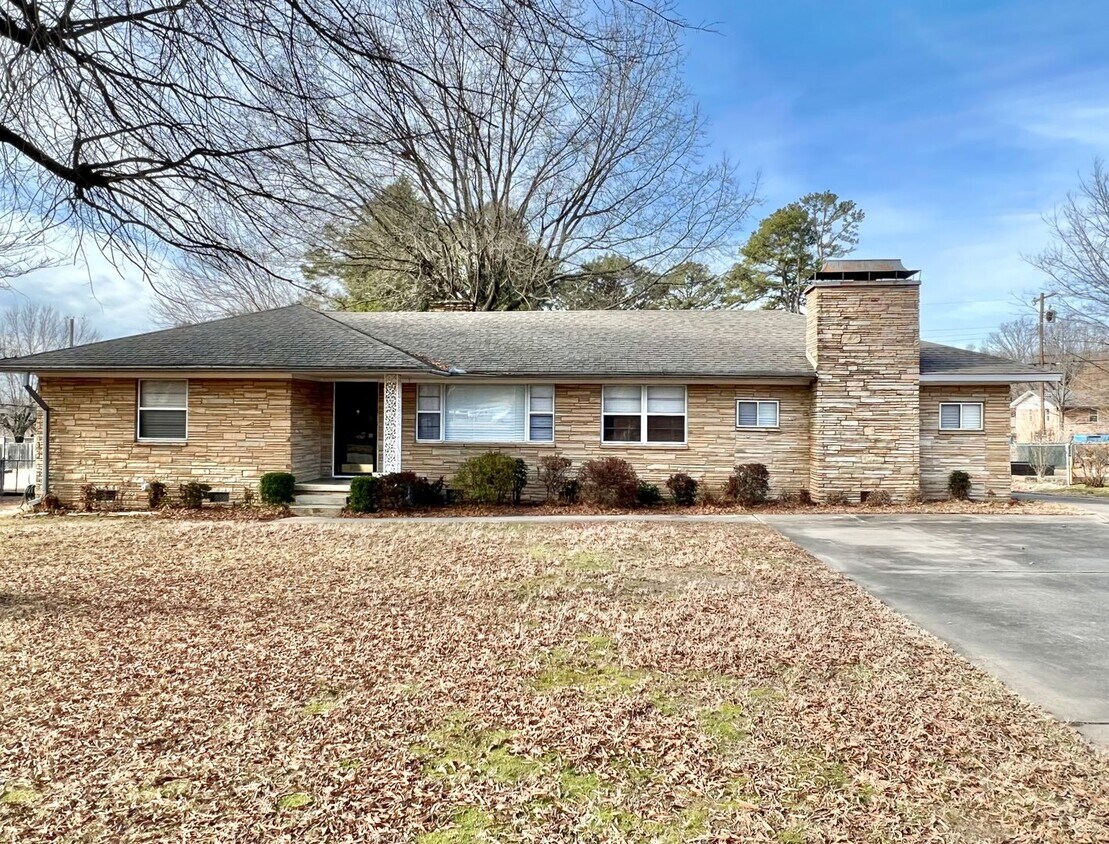 3 Bedroom, 1.5 Bathroom Home on Southside House Rental in Fort