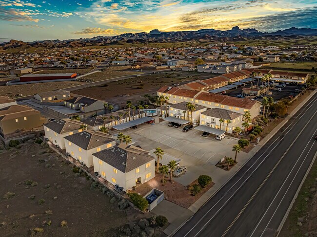 Foto del edificio - 3423 McCormick Blvd