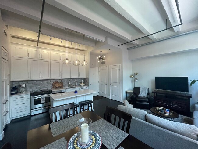 Building Photo - 2125 14th St NW