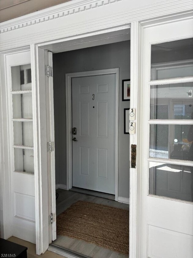 Primary Photo - 22 Rockland Terrace
