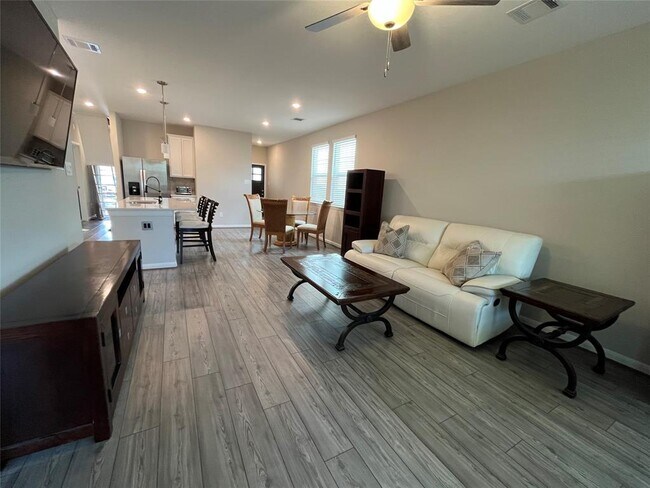 Foto del edificio - 2039 W Darlington Oak Ct