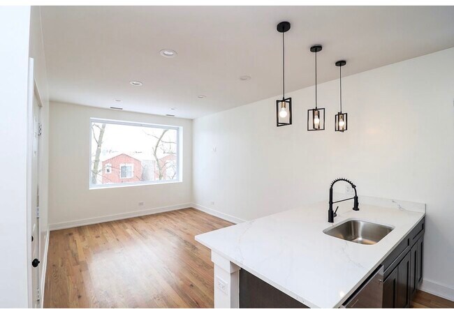 Foto del edificio - 1249 S Kedvale Ave