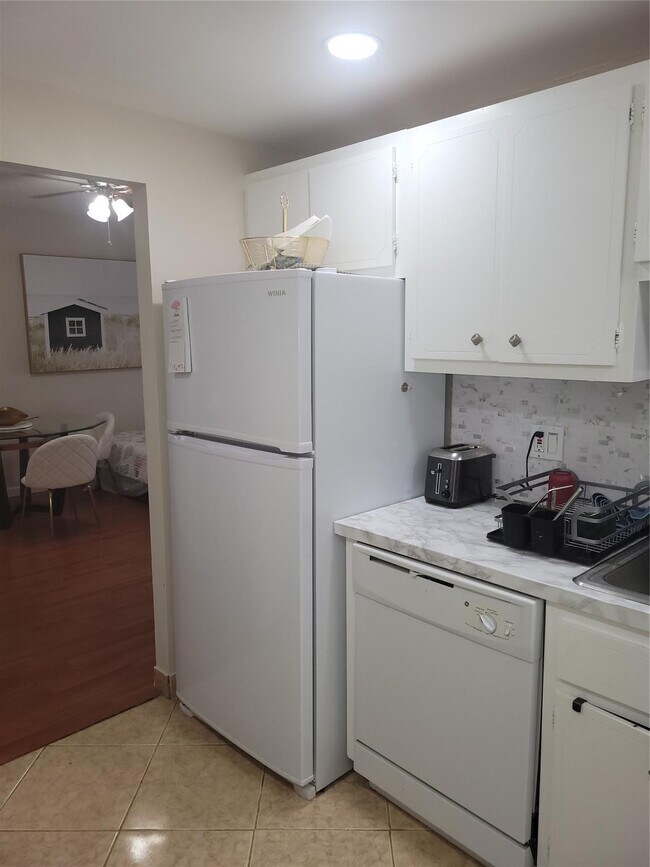 Foto del edificio - 1980 S Ocean Dr