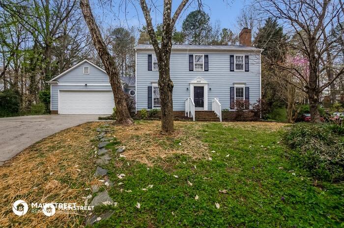 3053 Heathcroft Ct, Charlotte, NC 28269