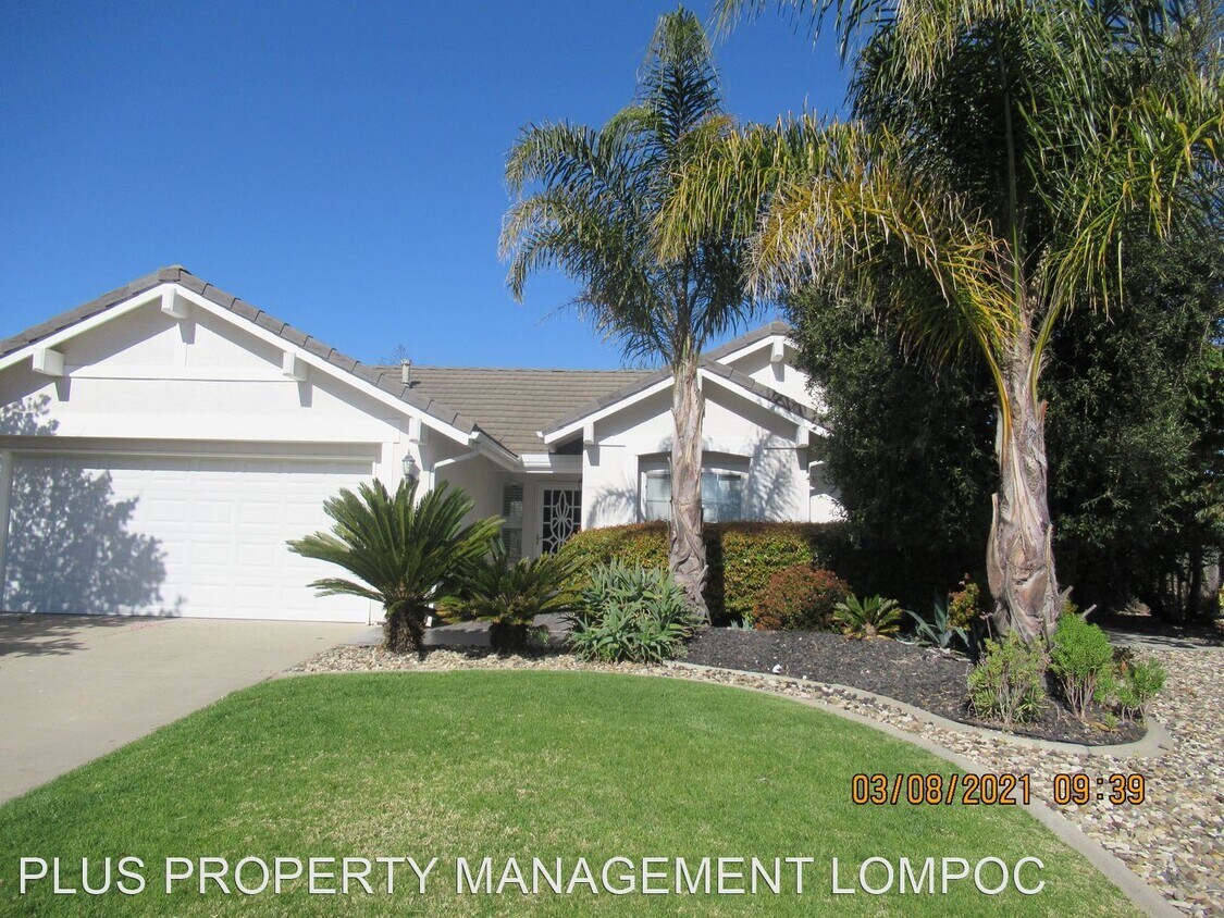 Foto principal - 3 br, 2 bath House - 1061 Armstrong Street