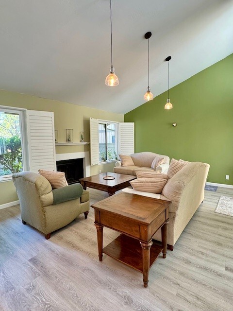 Foto del edificio - 3129 Shire Ln
