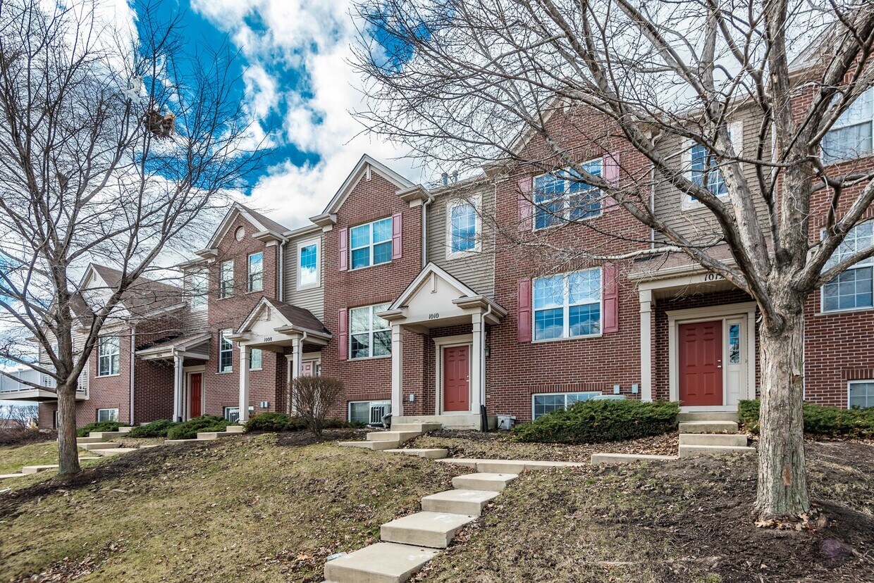 Primary Photo - 1010 Bradford Dr