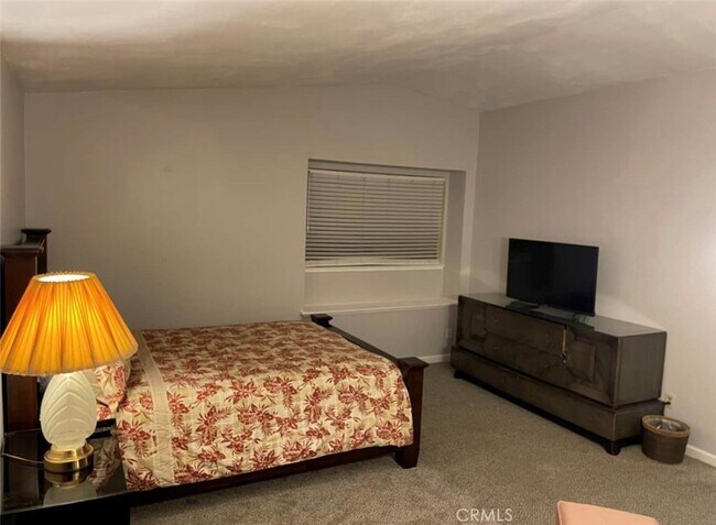 Foto del edificio - 8149 Glen Alta Way